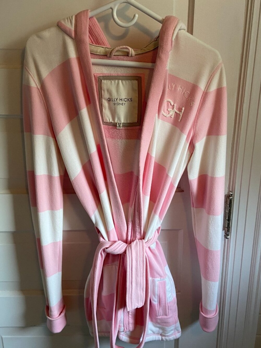 Gilly Hicks Sydney Pink & White Striped Hooded Fleece Robe – XS/S